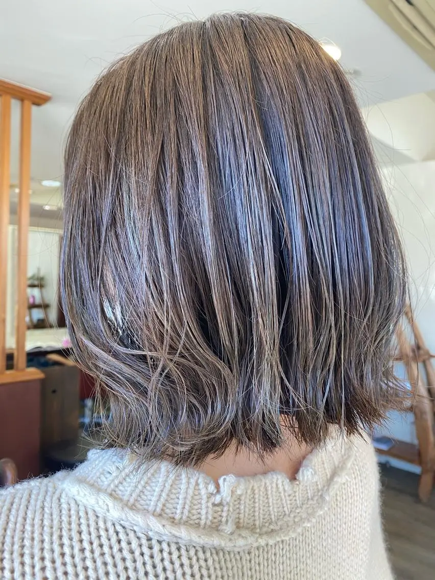 ミディアム 外ハネヘア 松村 未央のヘアスタイル