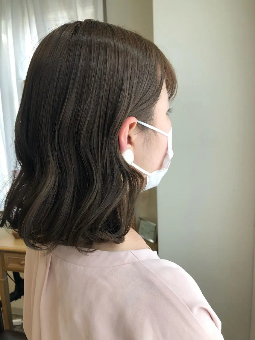 ミディアム カラー ベージュカラー オリーブベージュ 🫧chinatsu 🫧のヘアスタイル