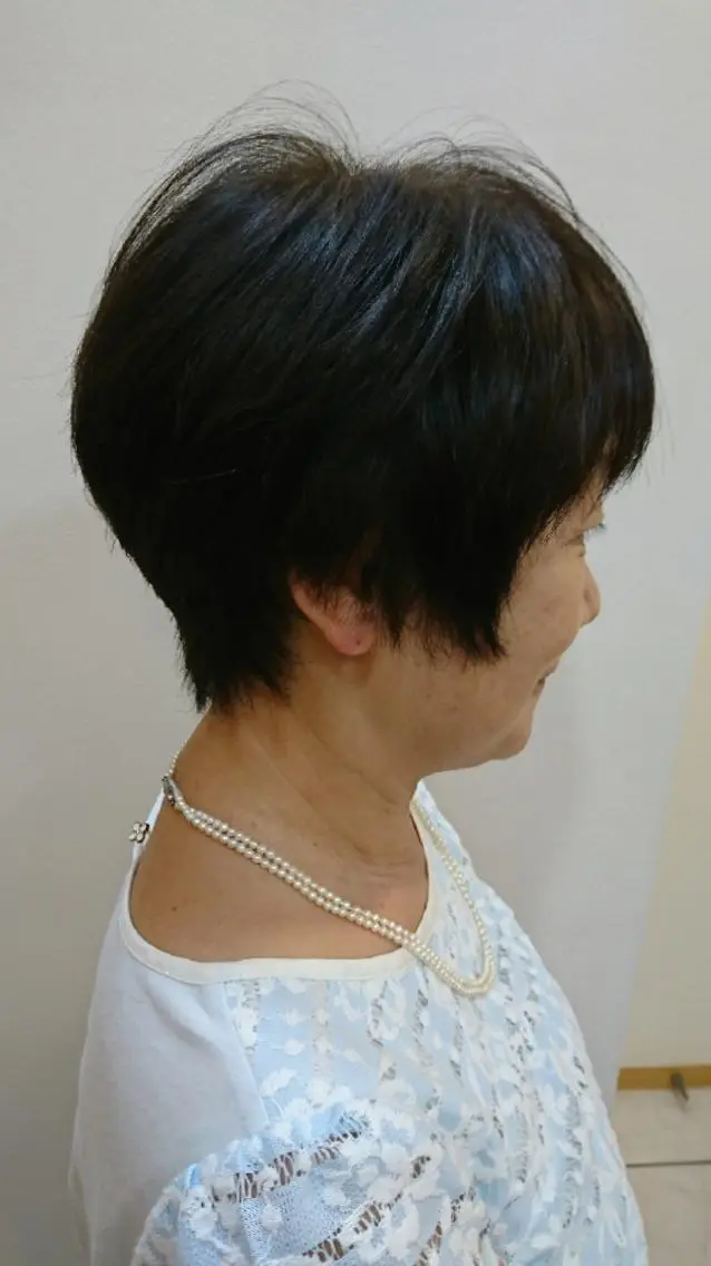 ショート 齋藤 愛美のヘアスタイル