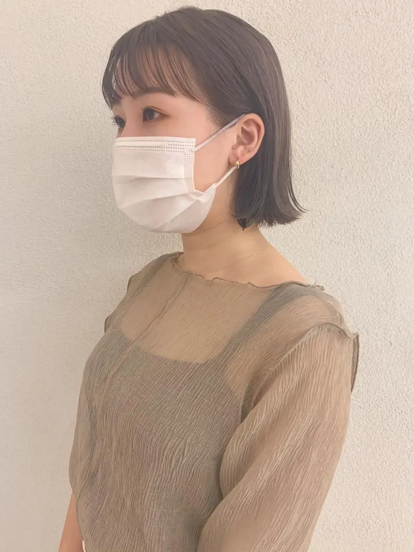 ショート カラー ボブ シースルーバング 外ハネヘア sakoda shunkiのヘアスタイル