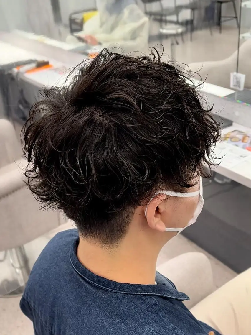 メンズ 京都河原町 メンズパーマ助川龍哉のヘアスタイル