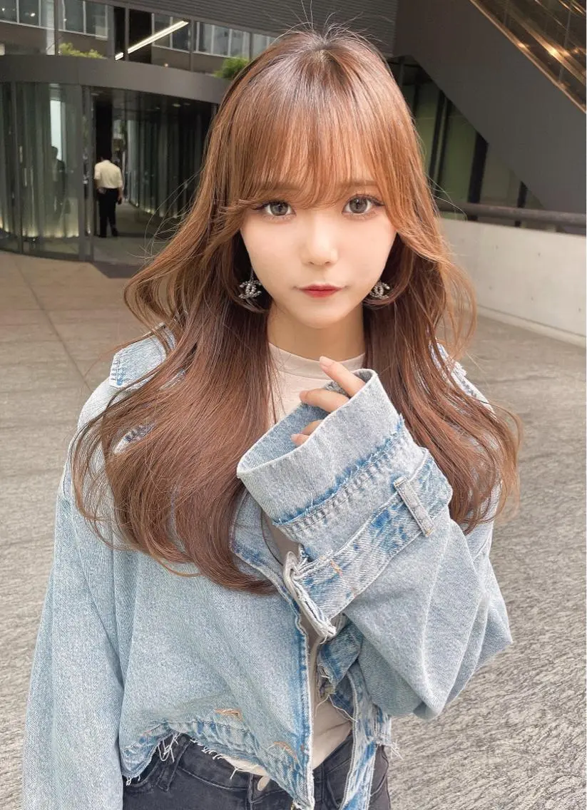 セミロング カラー ベージュカラー 黒髪 ブリーチ ブルーカラー ブルーブラック カット ヘアカラー トリートメント 木屋元一/透明感 /前髪/レイヤーのヘアスタイル