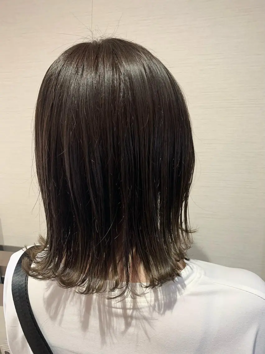 ミディアム カラー 蓮見友里 PiSTA／portのヘアスタイル