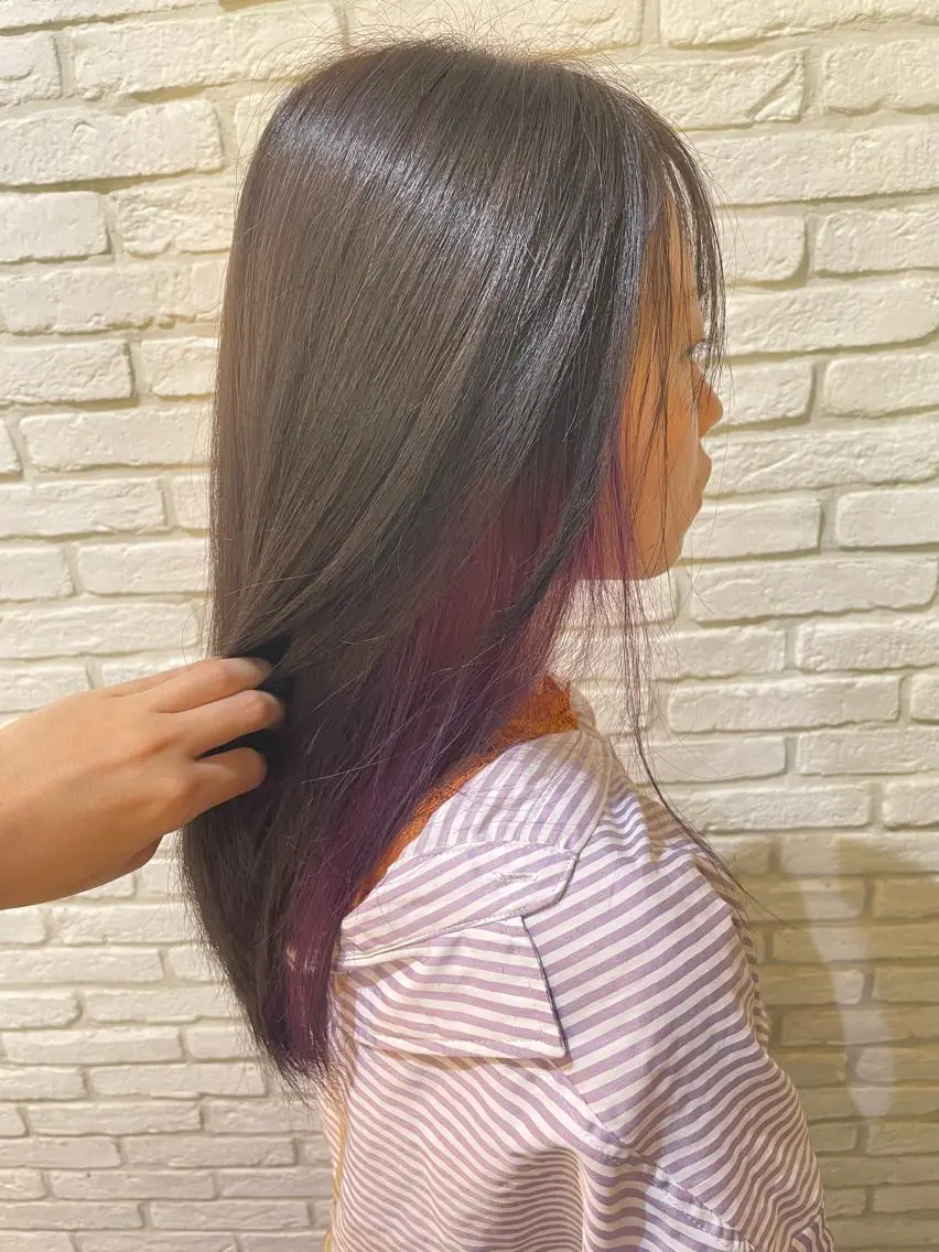 ロング カラー ブリーチ インナーカラー ナチュラル🧡可愛い MINAMIのヘアスタイル