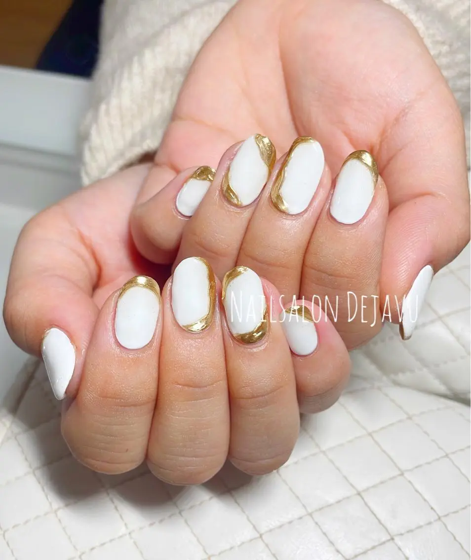 ネイル アートネイル ジェルネイル ミラーネイル ニュアンスネイル シンプルネイル Nail salon Dejavu 🌿のネイルデザイン