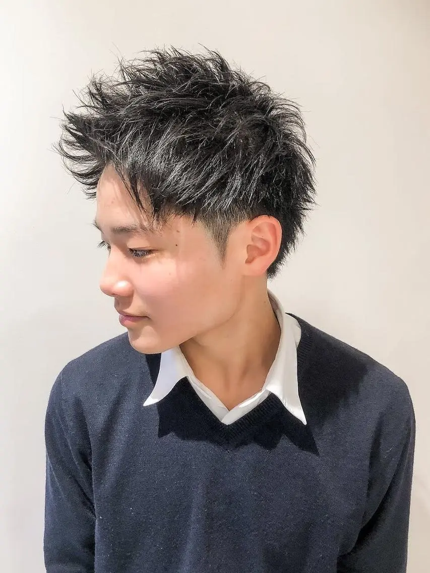ロング 低ダメージカラー Yoshidaのヘアスタイル