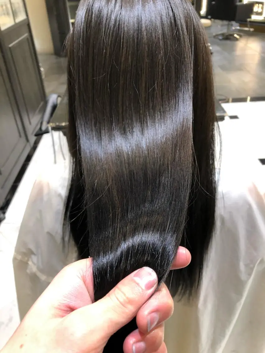 ロング 髪質改善🪄 イルミナカラー岩谷のヘアスタイル