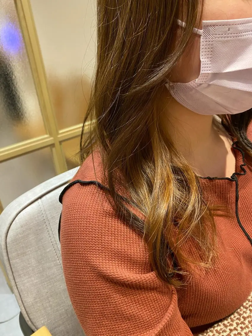 ロング カラー やまぐち あやみのヘアスタイル