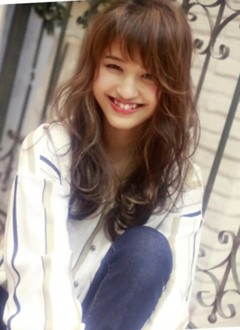 ロング 🇰🇷韓国風艶髪✨ 髪質改善 倉岡しおんのヘアスタイル