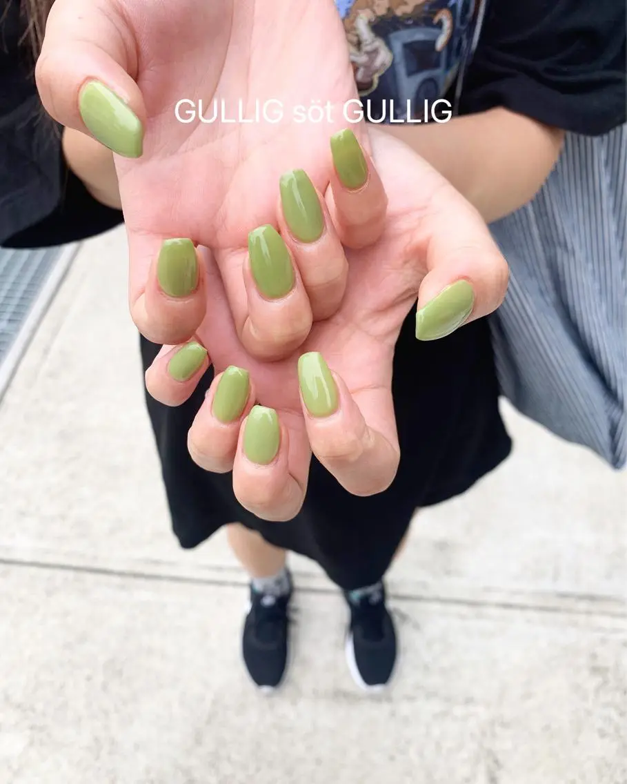 ネイル ハンドネイル GULLIG söt GULLIGのネイルデザイン