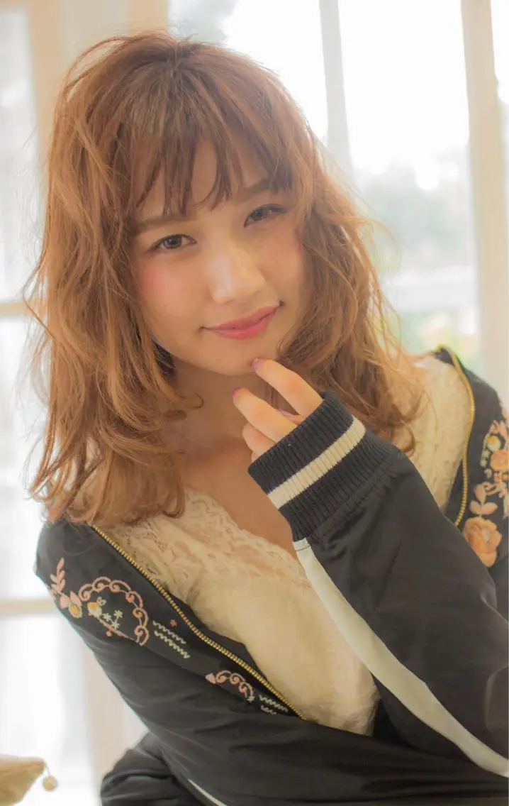 カラー ベージュカラー 軽部 健司のヘアスタイル