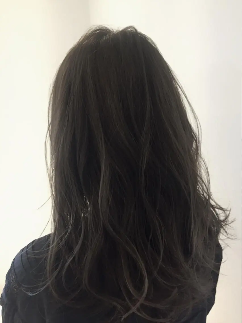 セミロング カラー パーマ ヘアアレンジ ブリーチ グレージュ ハイライトカラー イルミナカラー オリーブグレージュ ヘアカラー トリートメント ヘアセット ✨ハイクオリティ✨ 山本香也のヘアスタイル