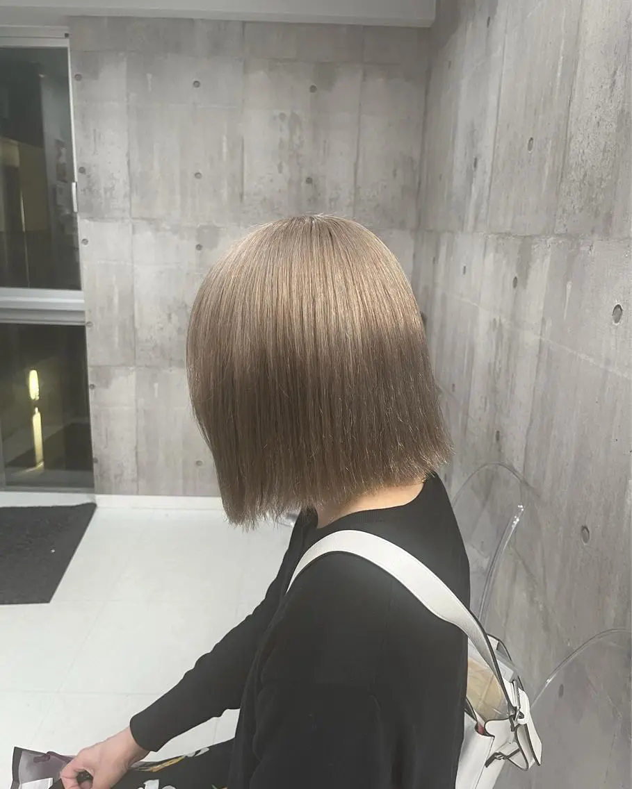 ショート カラー ブリーチ ケアブリーチ 【毎朝セット3分】 メンズパーマ　真人のヘアスタイル