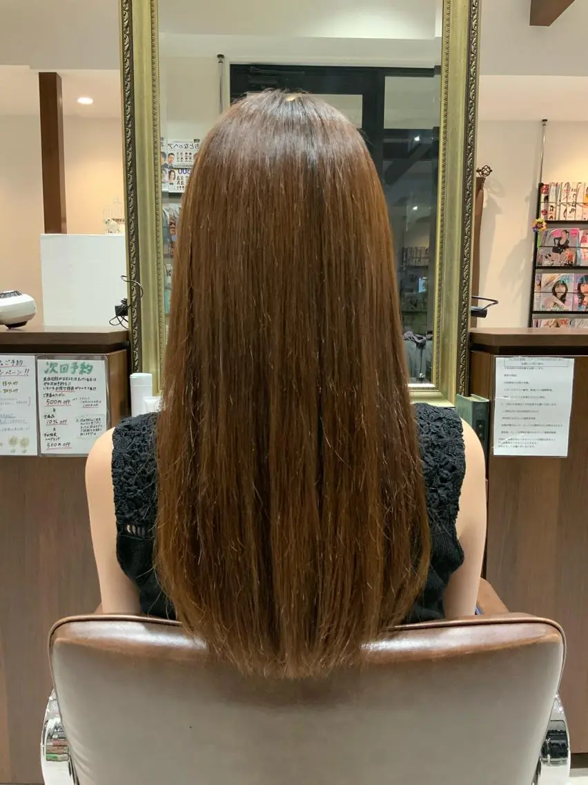 セミロング 縮毛矯正 🌿ストレート🌿 髪質改善☘️シュウヤのヘアスタイル