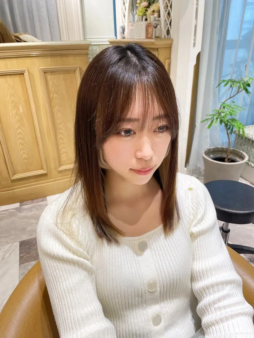 セミロング カラー ベージュカラー 黒髪 ブリーチ ブルーカラー ブルーブラック カット トリートメント 木屋元一/透明感 /前髪/レイヤーのヘアスタイル