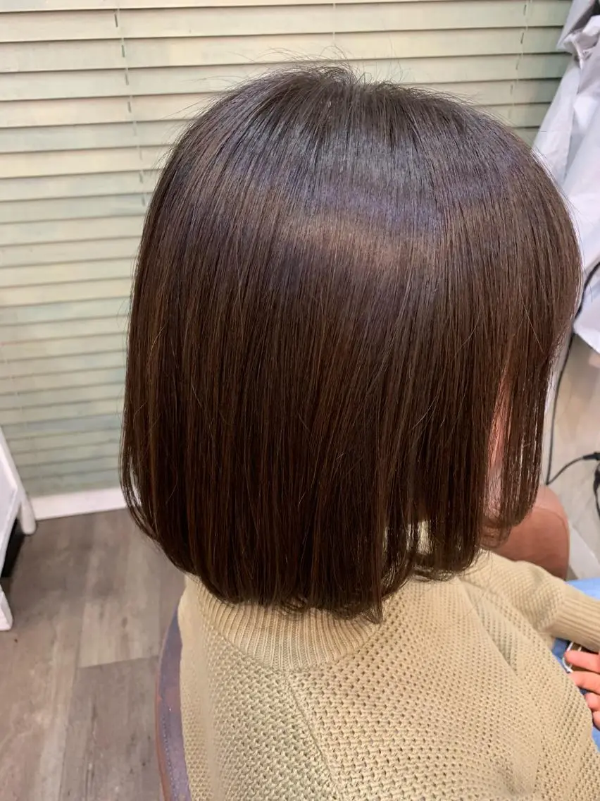 ミディアム 川畑 花菜のヘアスタイル