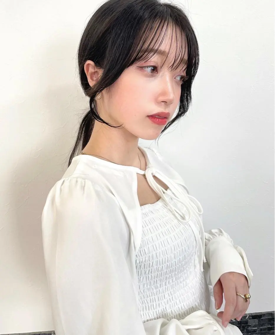 ロング カラー パーマ ヘアアレンジ レイヤーカット、 大人可愛い　中村美羅のヘアスタイル