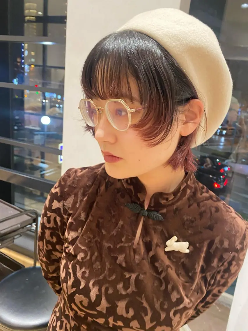 ショート カラー 顔周りカット 増井 彩乃のヘアスタイル