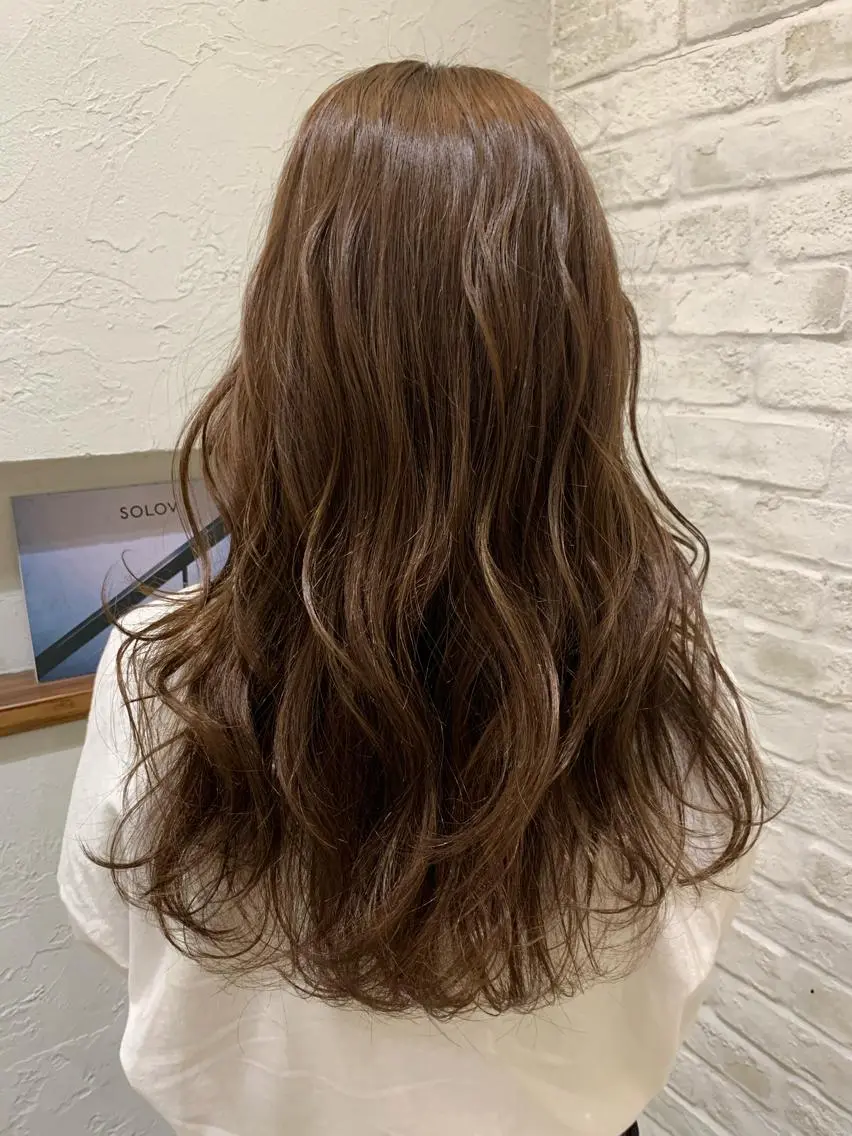 ロング パーマ レイヤーカット 大人レイヤー×艶髪 小久保　春暁のヘアスタイル