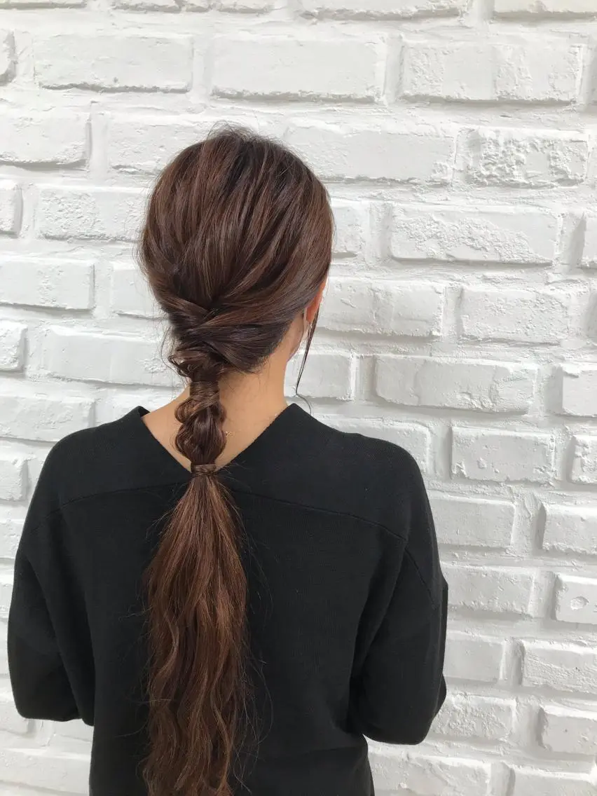 ロング ヘアアレンジ ヘアセット 【暖色カラー特化】 中山由梨のヘアスタイル