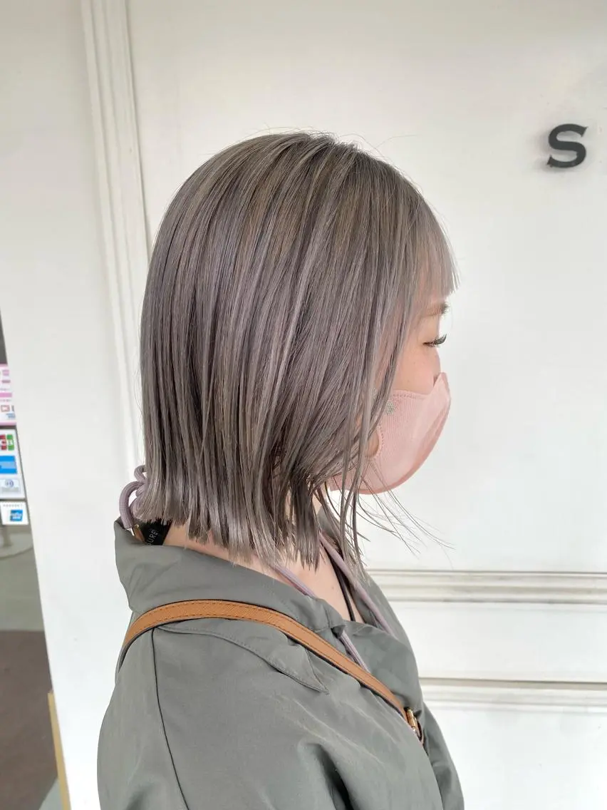 ショート カラー シルバー ホワイトシルバー ヘアカラー トリートメント 鹿児島 聖来のヘアスタイル
