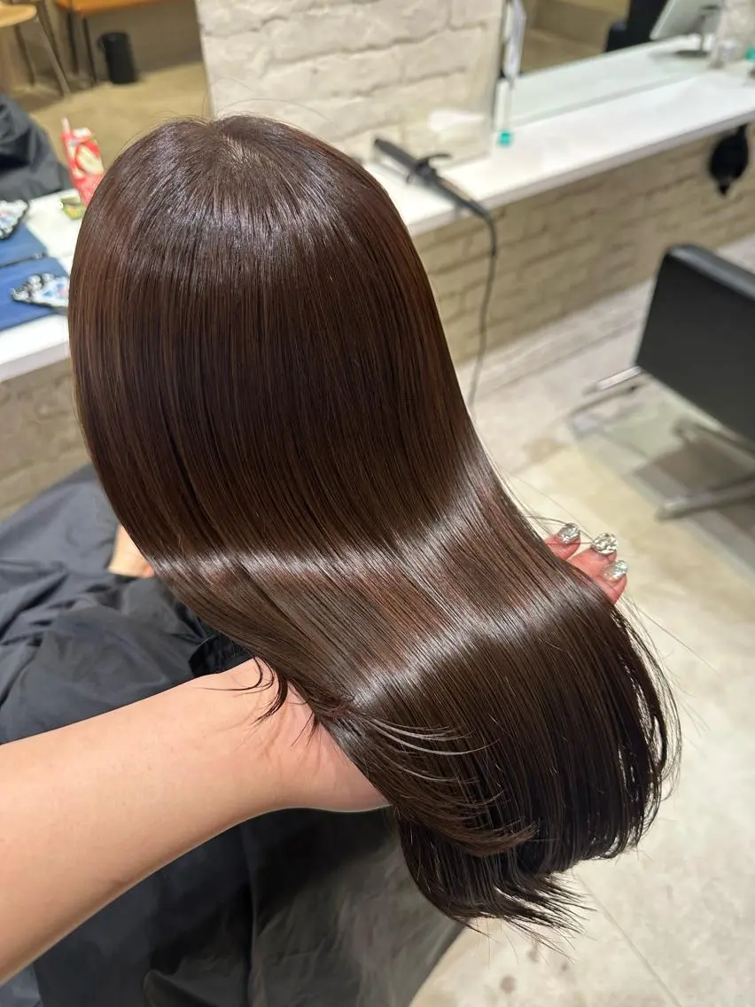 セミロング カラー 🖤KURUMI🖤 潤艶・髪質改善のヘアスタイル