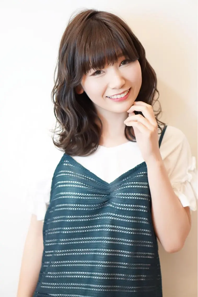 ミディアム カラー ディレクター ノナカのヘアスタイル