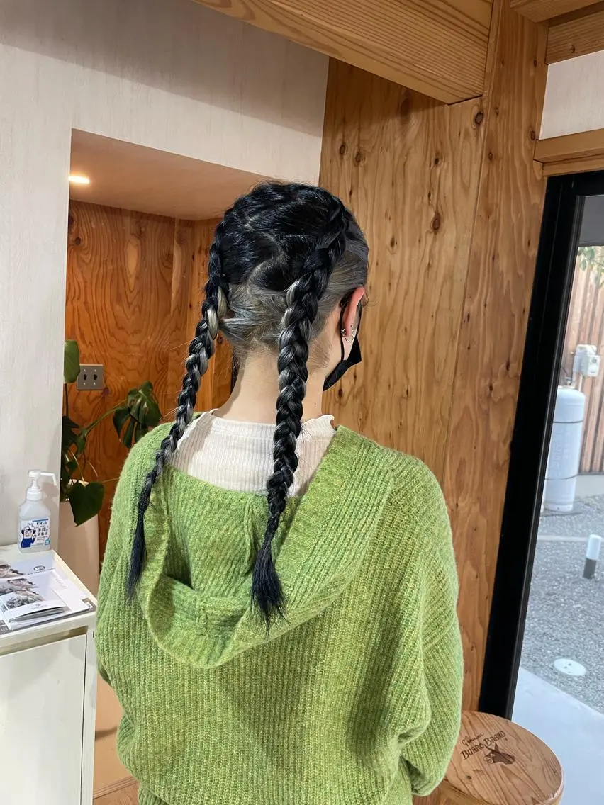 ロング カラー ヘアアレンジ 伊藤 友香のヘアスタイル