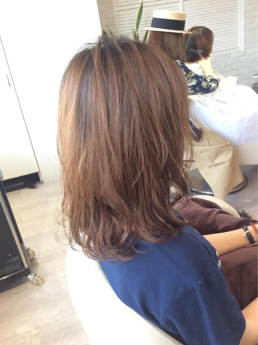 ミディアム カラー パーマ 金子 富士のヘアスタイル