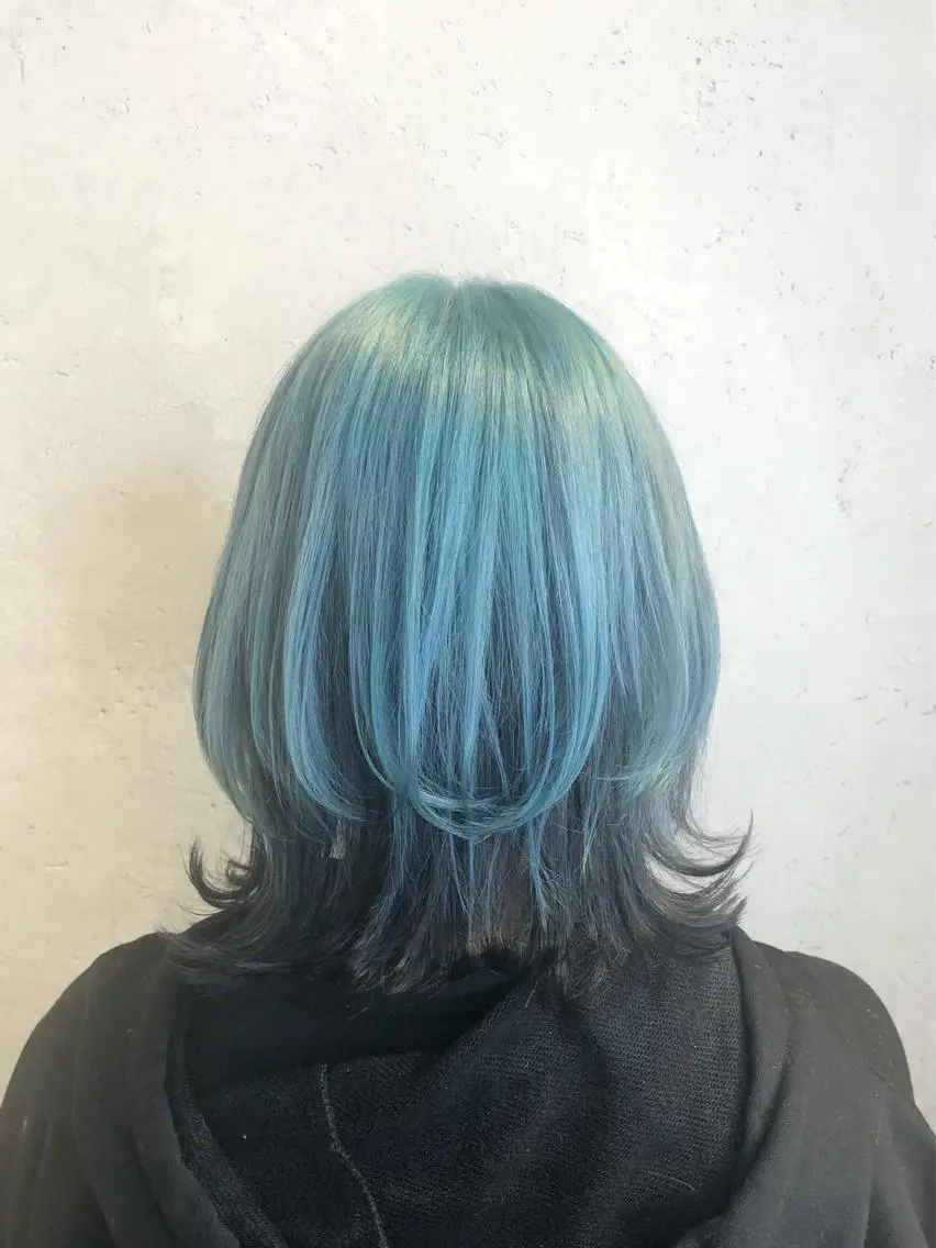 ショート カラー ヘアアレンジ ｲﾝﾅｰｶﾗｰ屋さん 🫧伊藤拓実のヘアスタイル