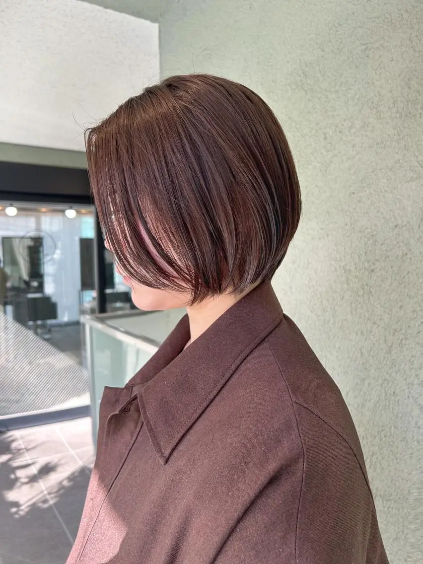 ショート カラー ショートボブ ベージュカラー シルバー シルバーベージュ ボブ カット ヘアカラー トリートメント HIROKI ”博多 /ボブのヘアスタイル