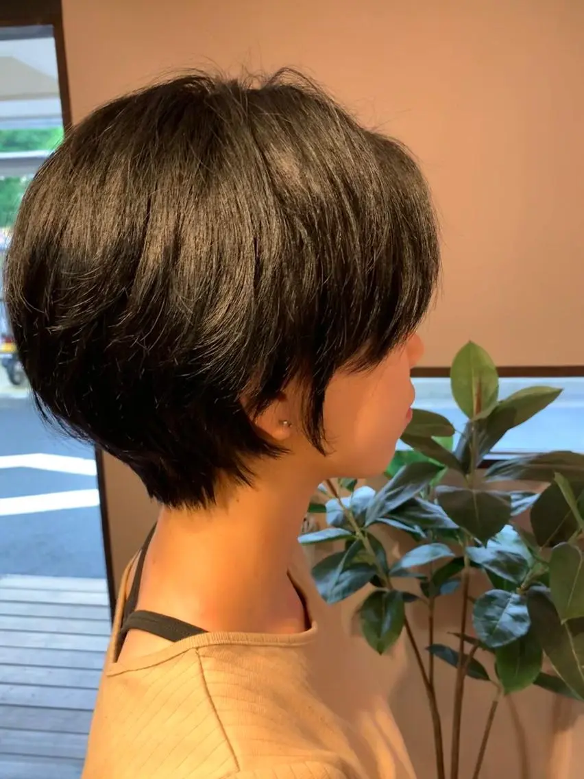 ショート カラー ショートヘア カット ヘアカラー トリートメント 韓国レイヤー×艶髪 ハイトーンRyukiのヘアスタイル