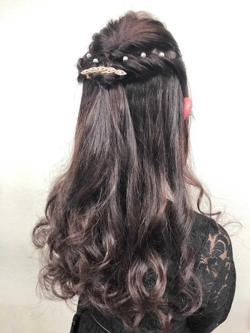 ヘアアレンジ ハーフアップ こやま りほのヘアスタイル