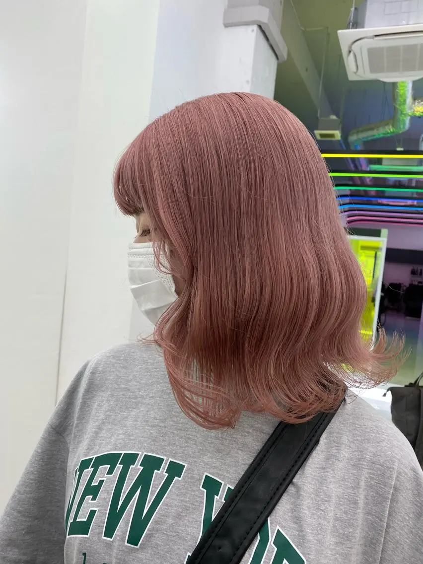 ミディアム カラー ピンクカラー 透明感/グレージュ/ ミルクティー/ユウトのヘアスタイル