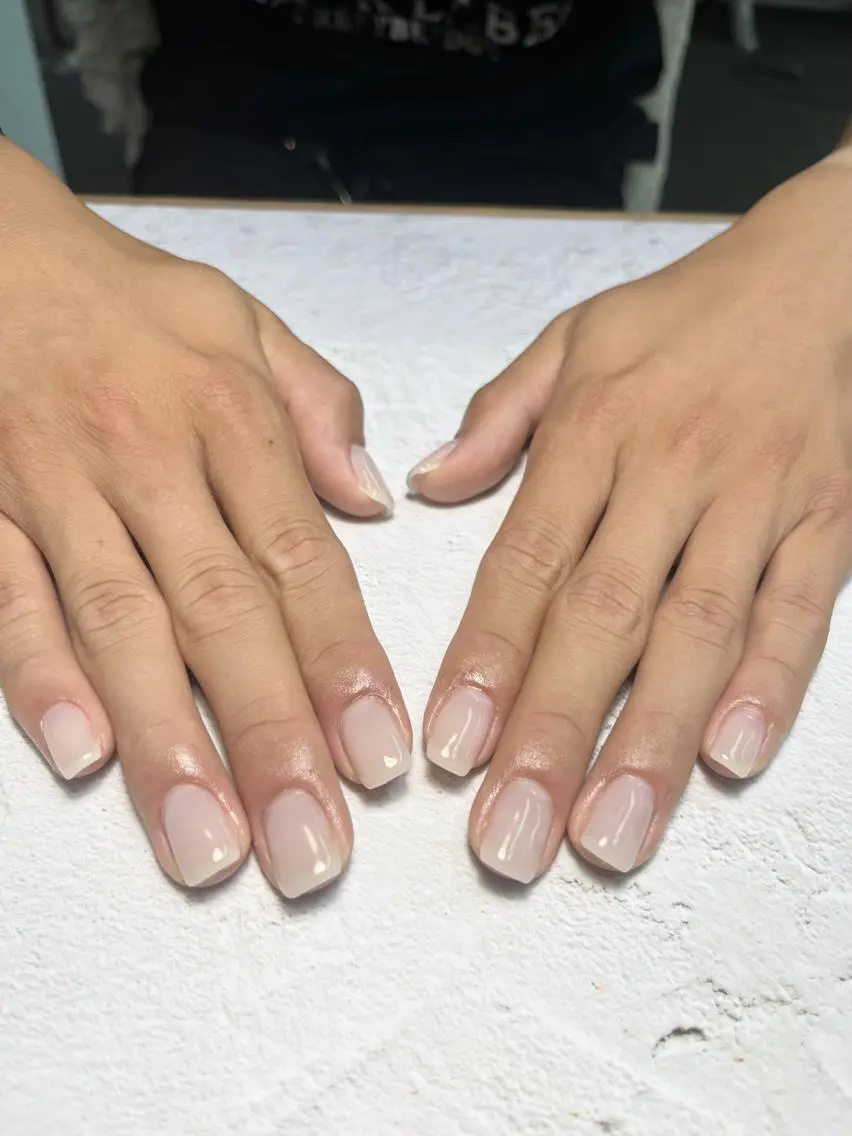 ネイル ワンカラーネイル リボン 🩵atelier- 01 優奈🩵のネイルデザイン