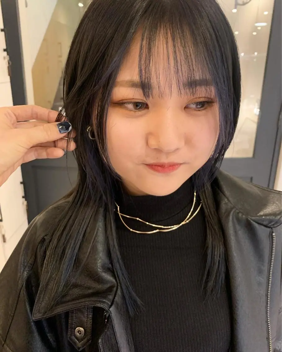 ロング カラー パーマ ヘアアレンジ メンズ キッズ ネイル マツエク・マツパ メンズウルフカット アディクシーカラー ブルーカラー ロング ウルフカット ウルフレイヤーカット /チヒロのヘアスタイル