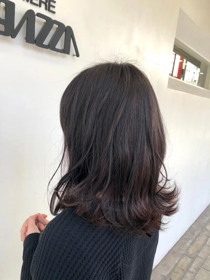ミディアム カラー ブリーチ ハイライトカラー ラベンダーカラー ハイライト 東條 克義のヘアスタイル