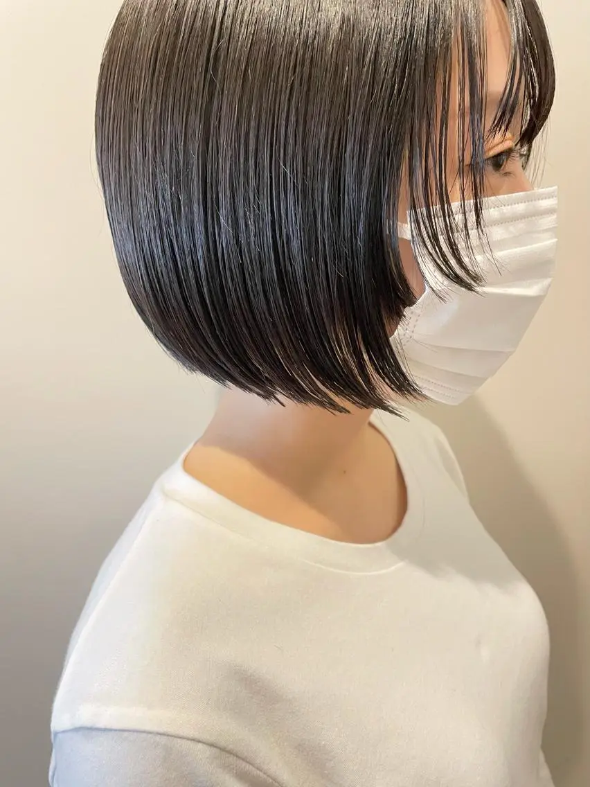 ショート カラー ボブ 姫カット カット 縮毛矯正 クワハラ イオリのヘアスタイル