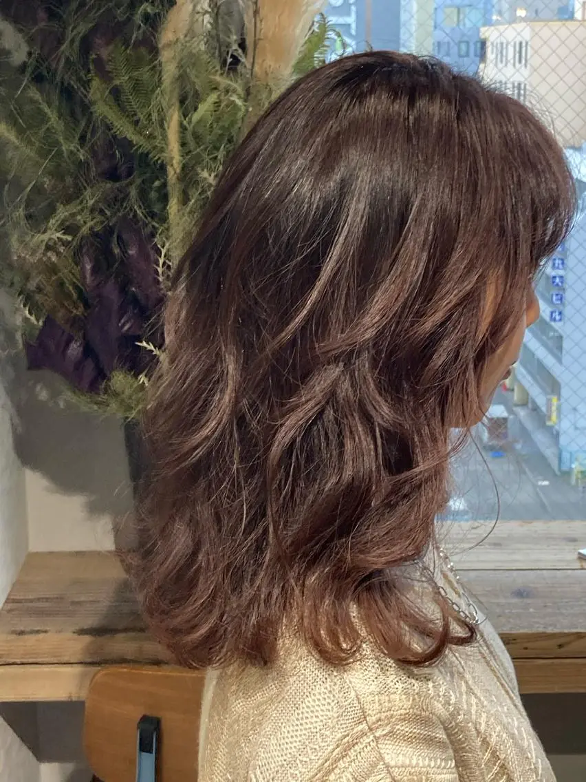 セミロング カラー ピンクカラー パープルカラー レッドカラー 浅野 順一のヘアスタイル