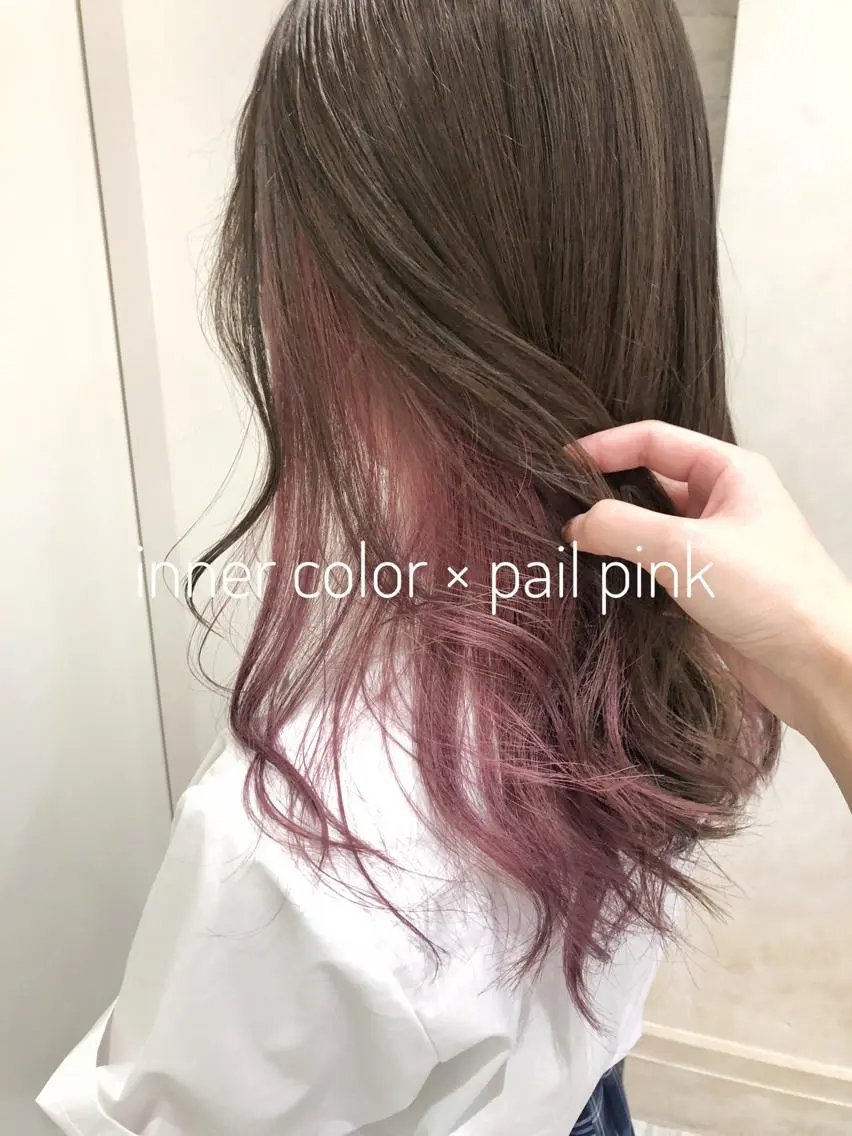 セミロング カラー インナーカラー ピンクカラー 大平 美沙のヘアスタイル