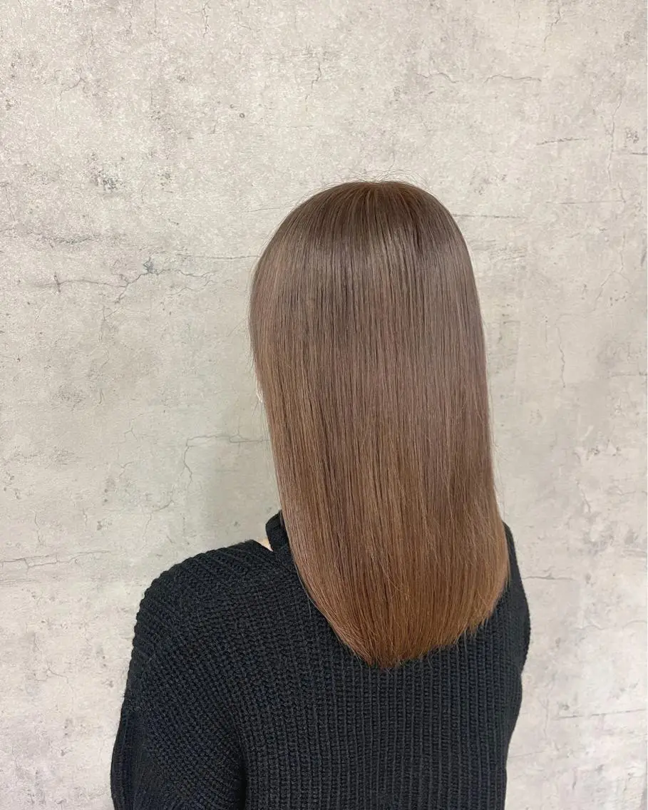 セミロング カラー ヘアカラー 唐澤 千尋のヘアスタイル