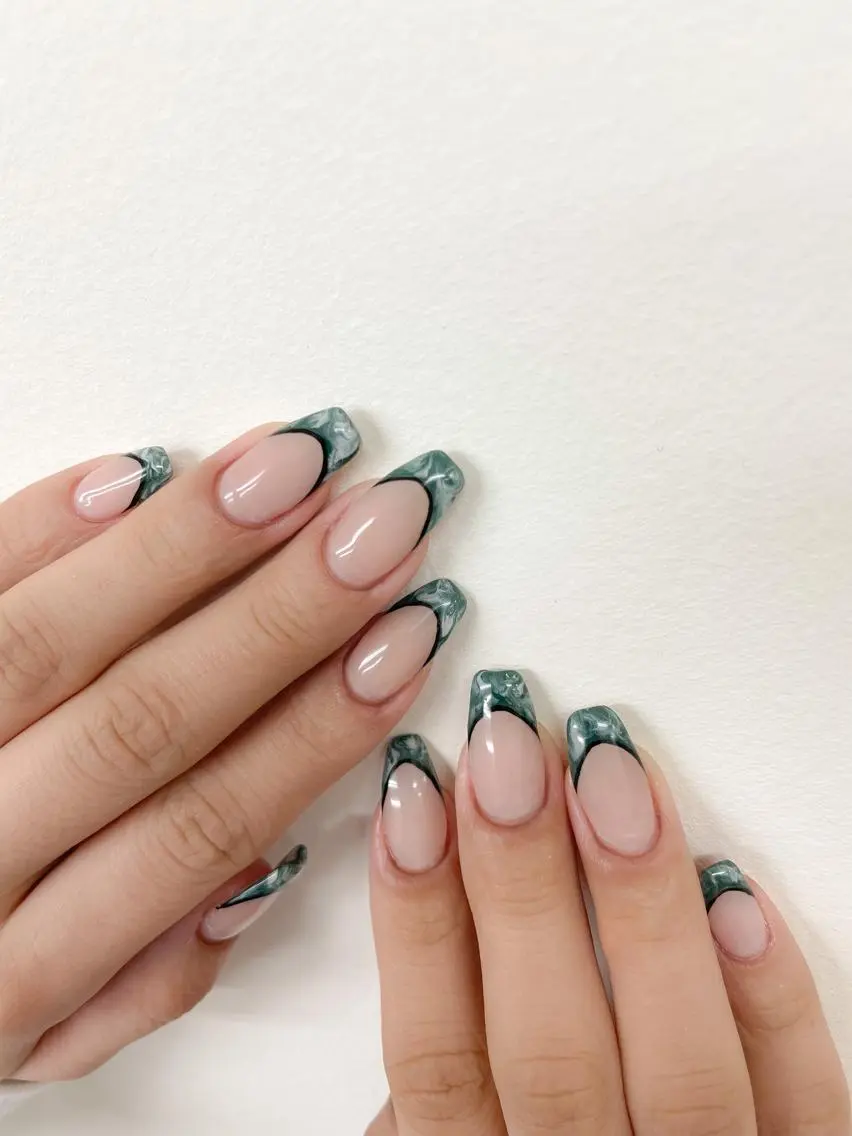 ネイル ハンドネイル Hisaka Mikiのネイルデザイン