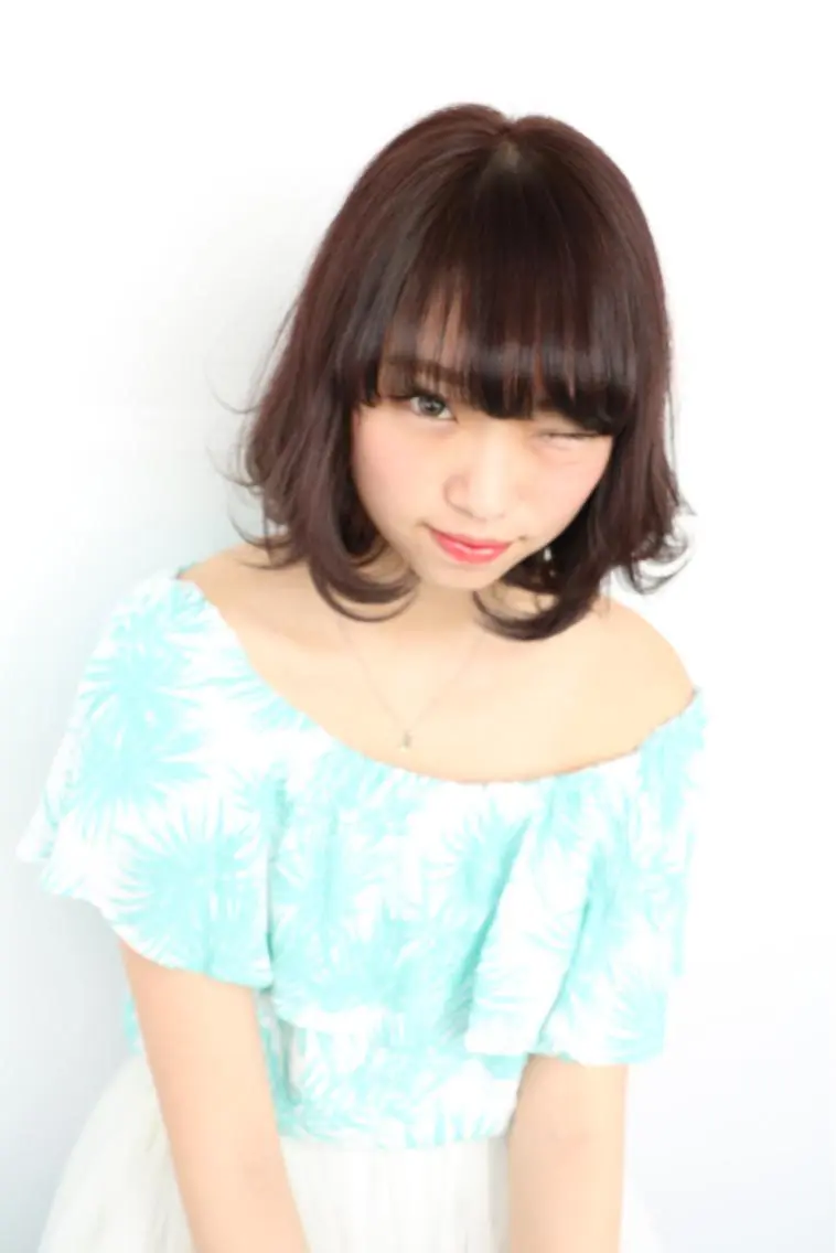 ミディアム カラー パーマ ボブ ハイトーン特化🤍 浦住のヘアスタイル