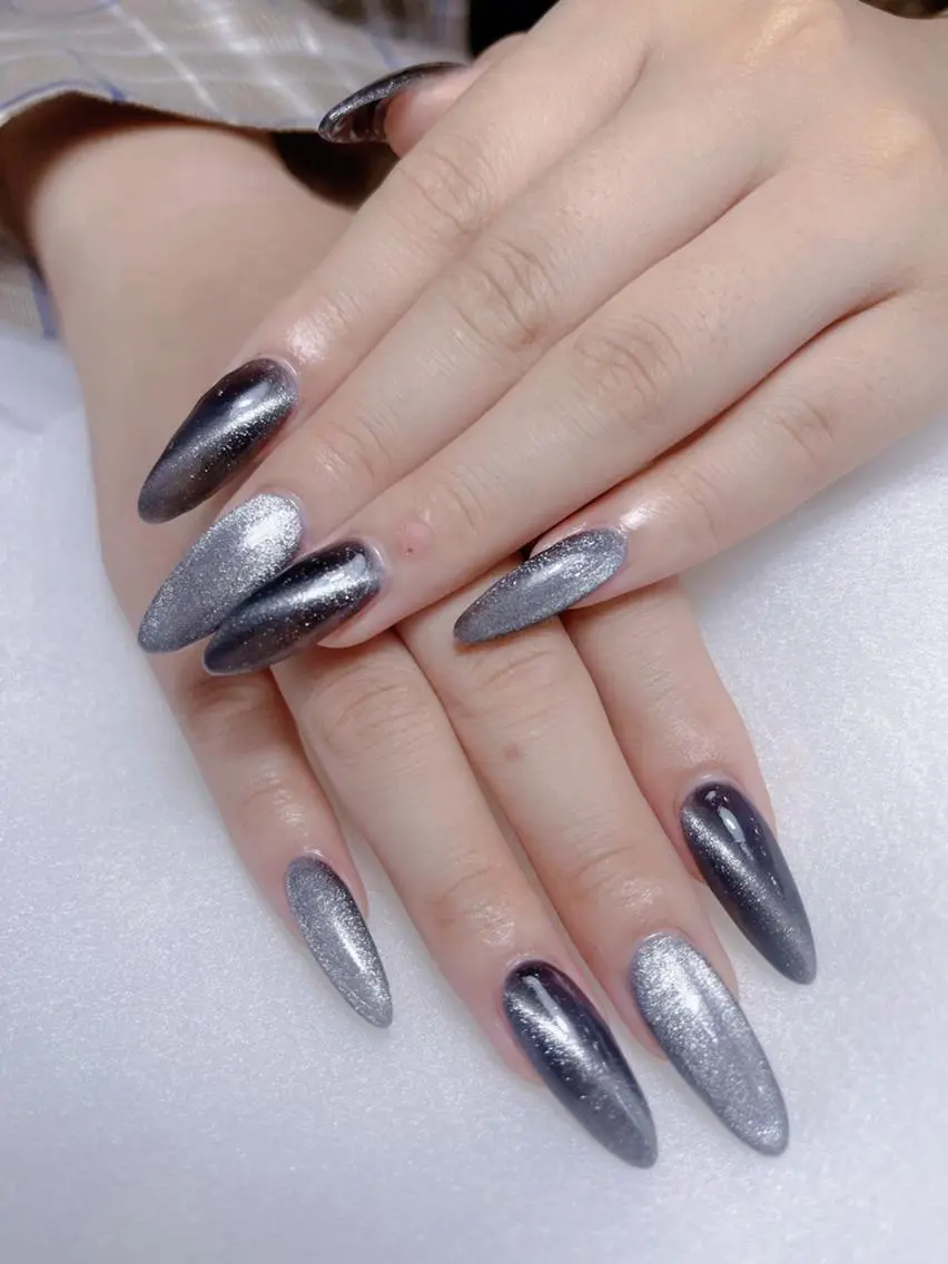 ネイル ハンドネイル Elegant beautyルイのネイルデザイン