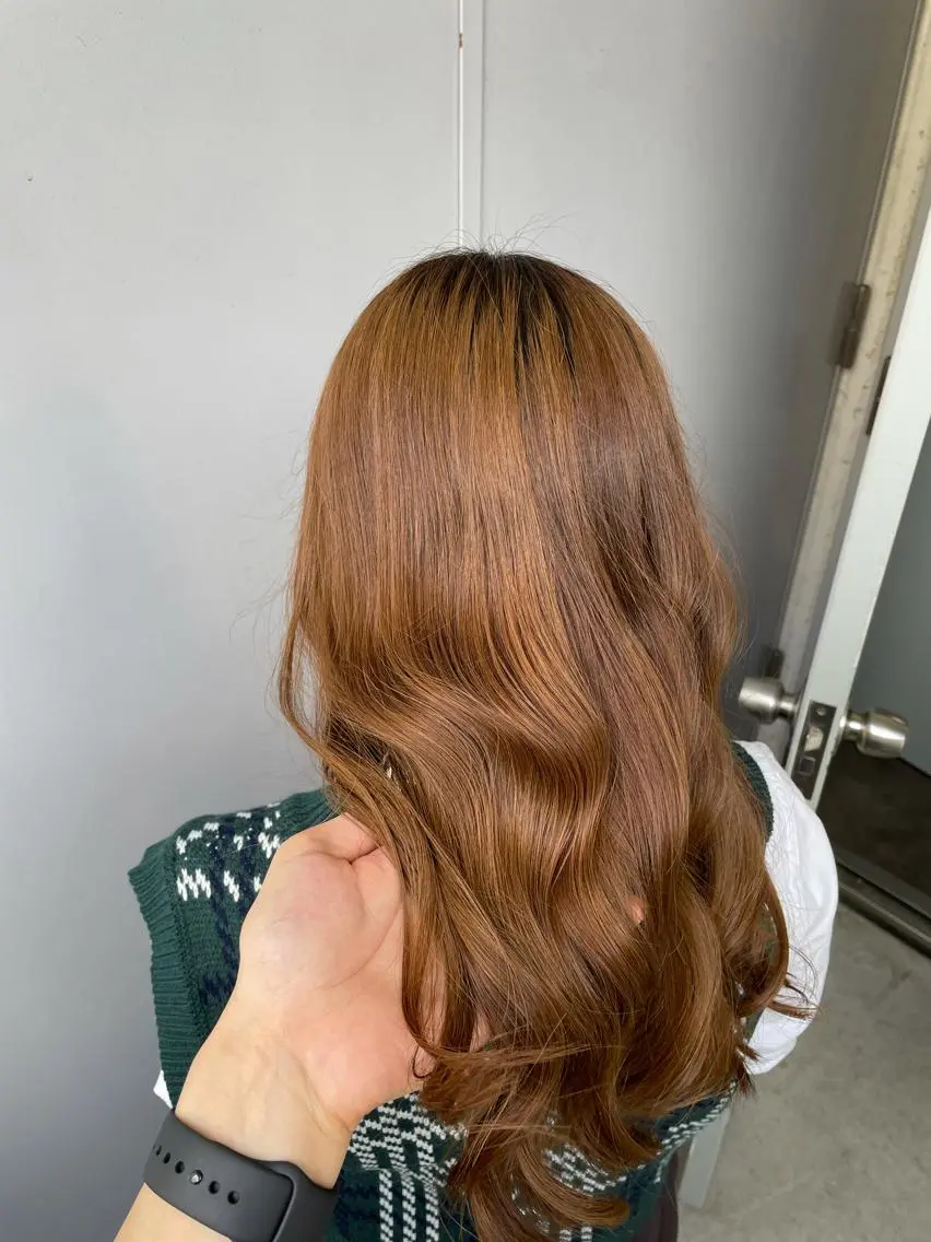 セミロング カラー ベージュカラー カット ヘアカラー トリートメント ヘッドスパ ヘアセット ベージュカラー💖 やすひろのヘアスタイル
