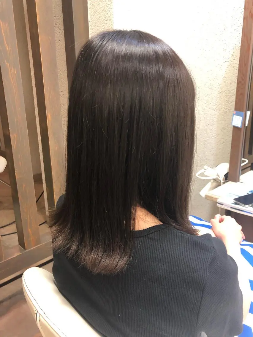 セミロング カット トリートメント 阿部 美咲のヘアスタイル