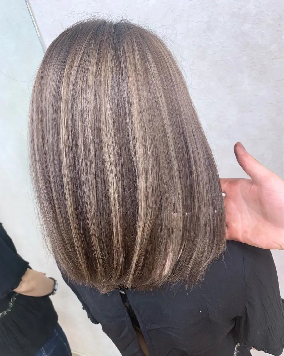ミディアム 穐田 司樹のヘアスタイル