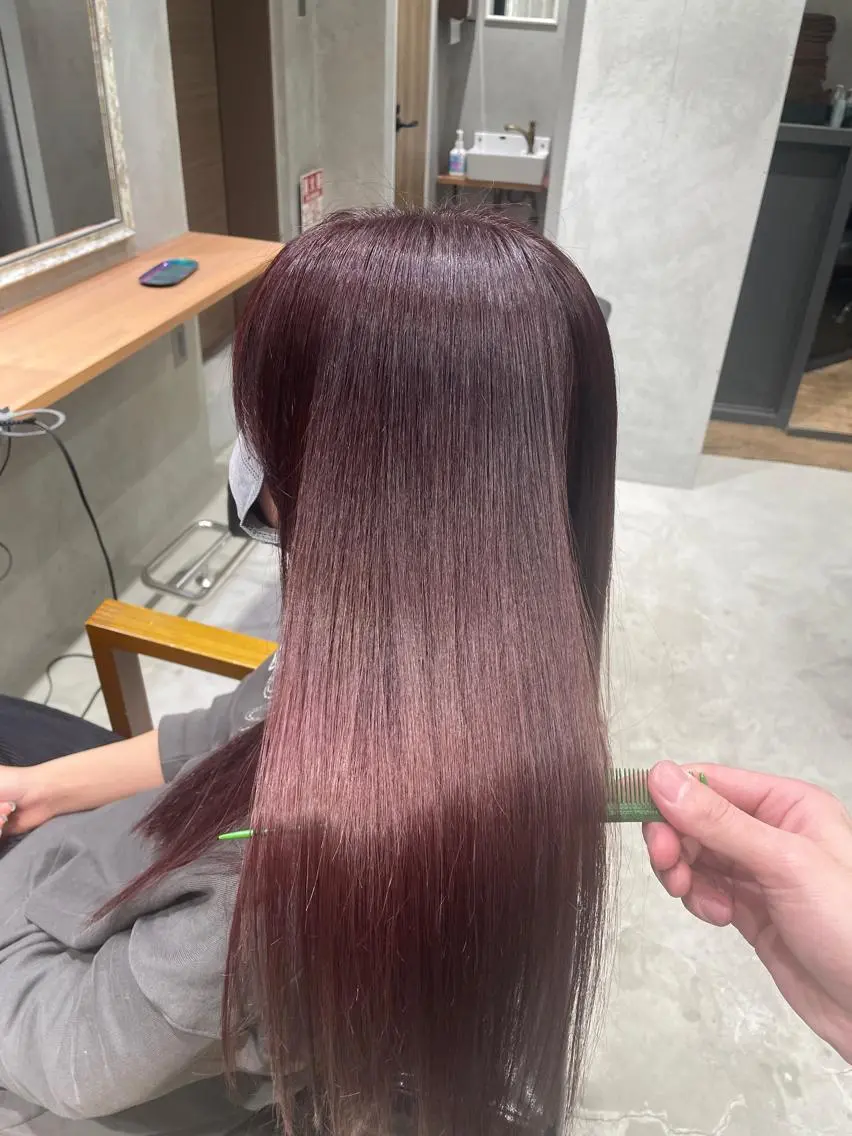 セミロング トリートメント カット ヘアカラー トリートメント stylist YUTOのヘアスタイル