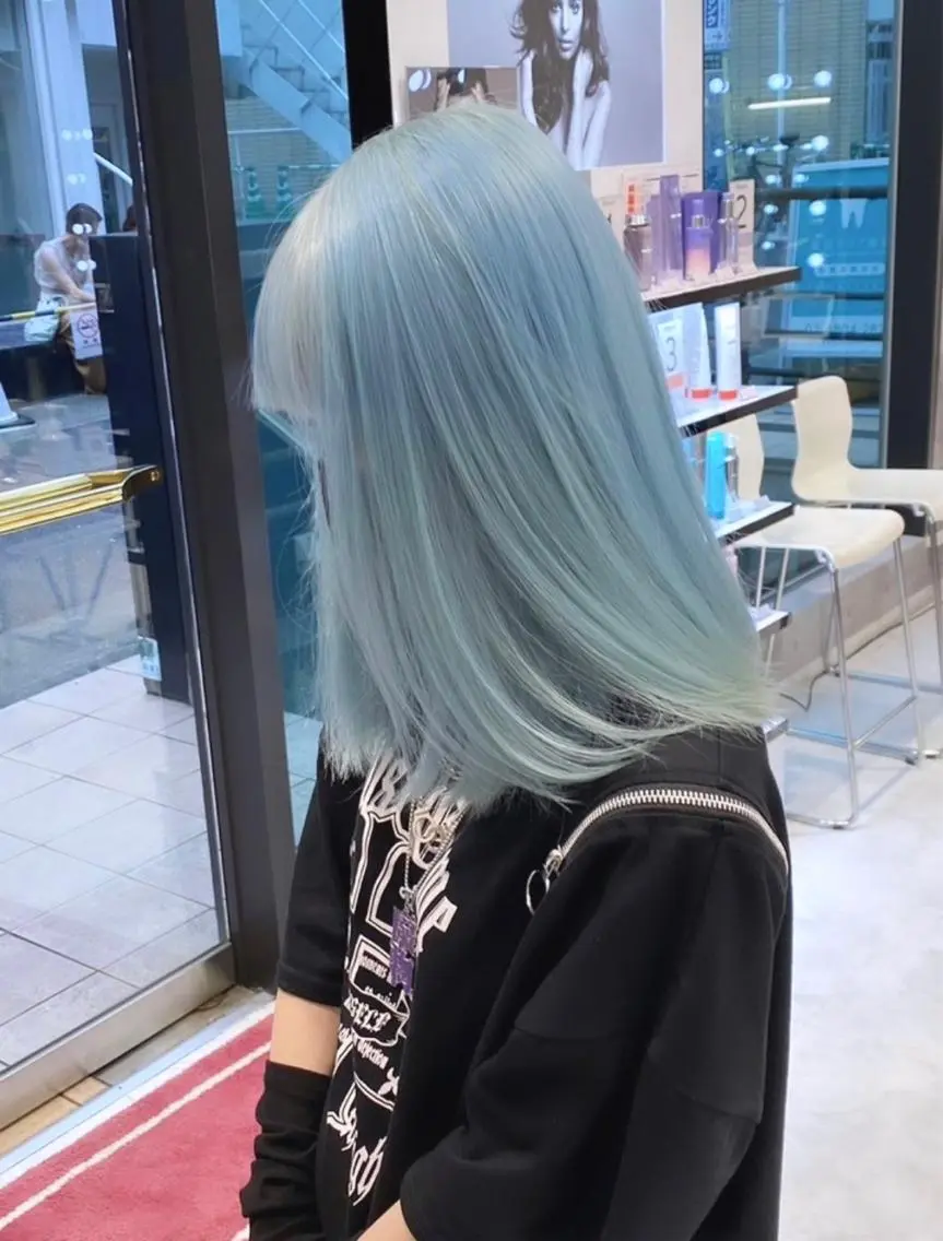 セミロング カラー パーマ ヘアアレンジ メンズ キッズ ネイル マツエク・マツパ アイブロウ 眉カラー 🎀ハイトーンNo .1🩵NaGiSaのヘアスタイル
