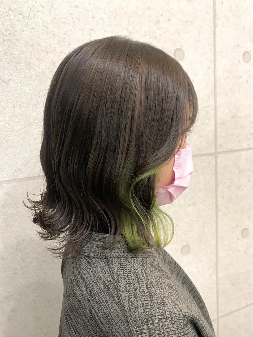 ミディアム カラー レイヤー ハイトーン 暖色⭐︎KANAKOのヘアスタイル